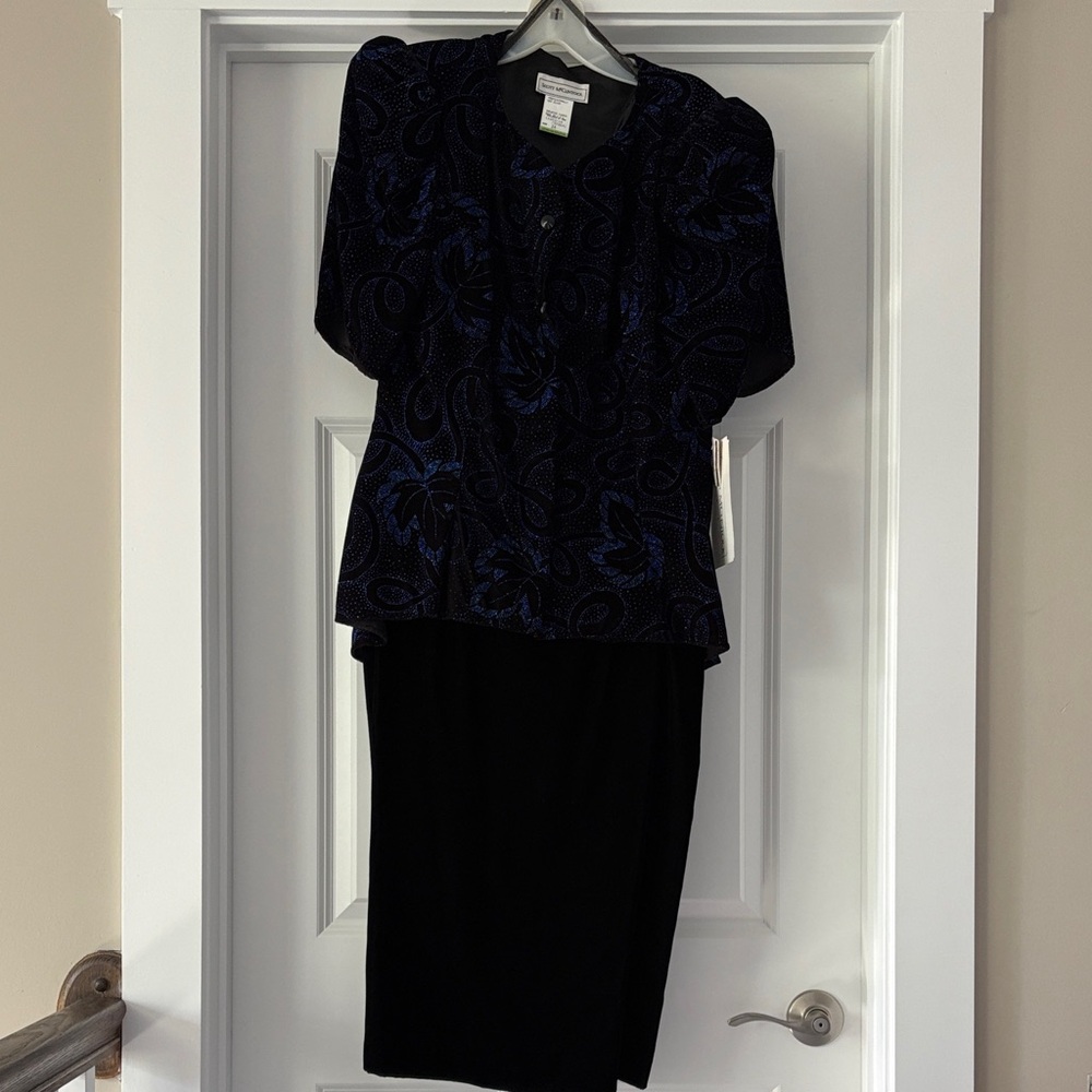Scott McClintock Black and Blue Pencil Skirt Set